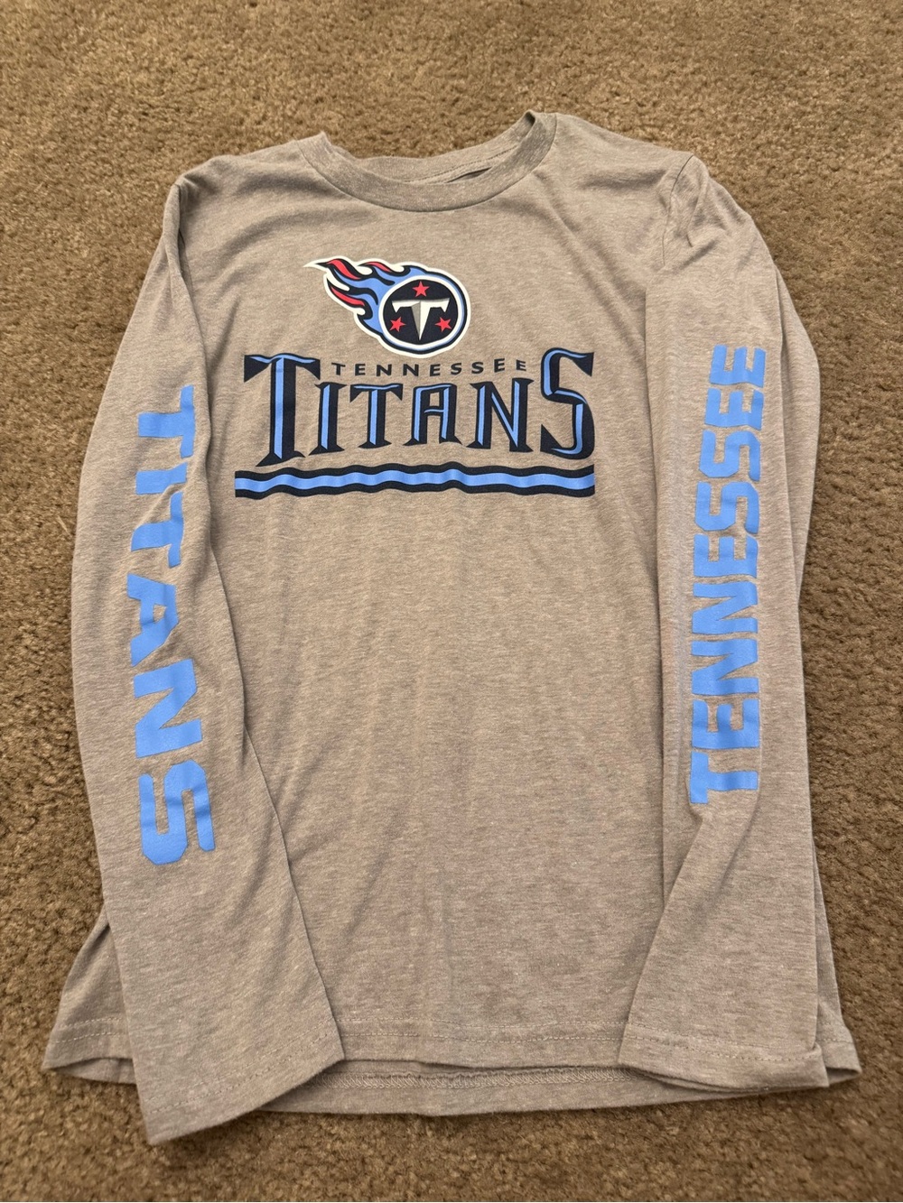Boys NFL Tennessee Titans Long Sleeve Tee - Gray with Light Blue Accents - M